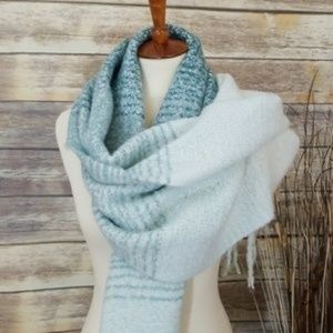 Mer Sea & Co. Cozy Travel Wrap - Teal Ombre